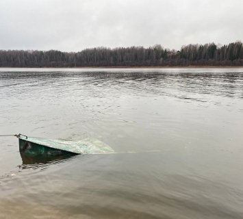 Проводится проверка по факту гибели двух жителей Коряжмы в результате опрокидывания  лодки